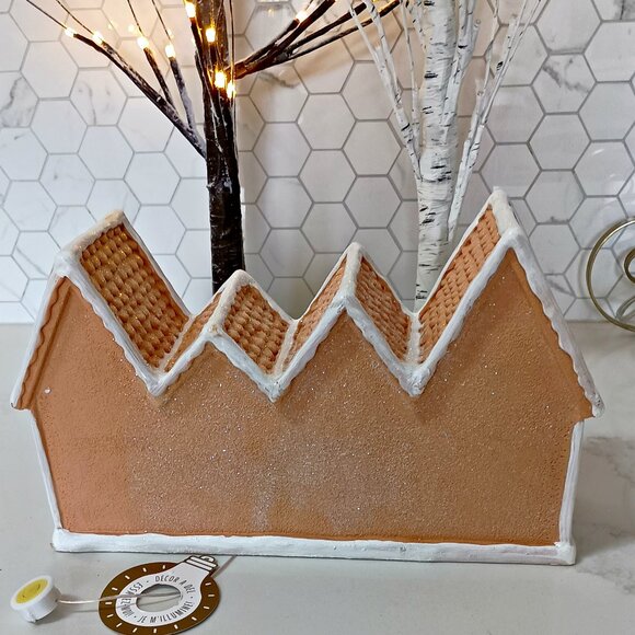 NEW! SHABBY CHIC LIGHT UP GINGERBREAD HOUSES DECOR - Picture 4 of 5